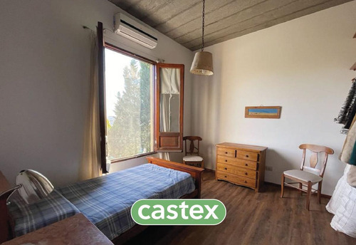 Imagen 6 de 23 de Casa De Cuatro Ambientes En Venta En La Lomada