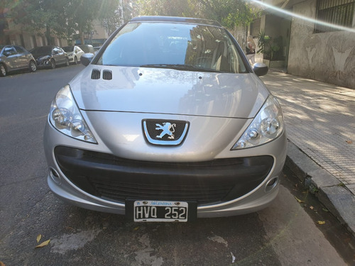 Peugeot 207 2.0 Sedan Xt Hdi