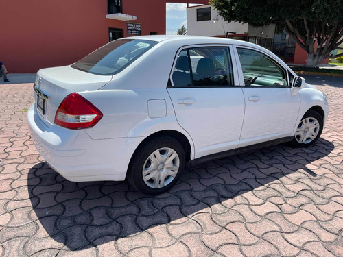 Imagen 14 de 14 de Nissan Tiida 1.8 Sense Sedan Mt 2016
