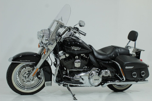 Harley Davidson Road King Classic 2011 Preta