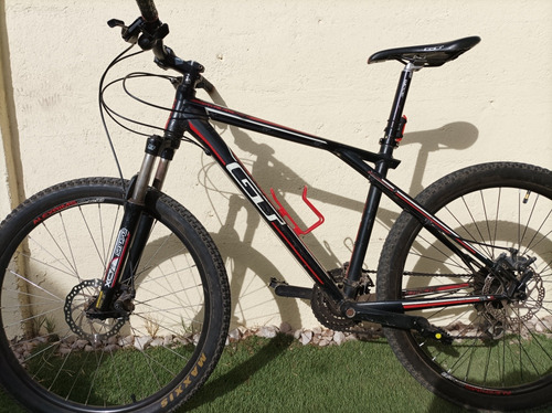 Bicicleta Mtb 26  Gt Avalanche 4.0 