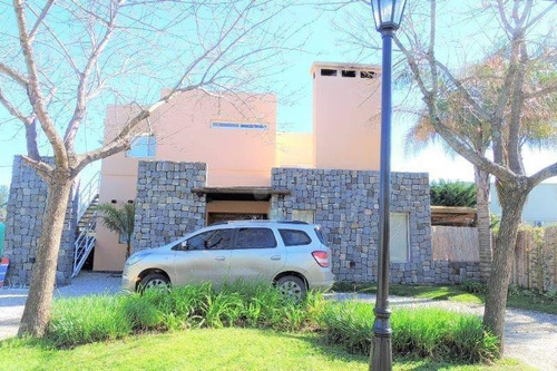 Imagen 8 de 22 de Casa Apto Crédito Con Pileta En Santa Catalina