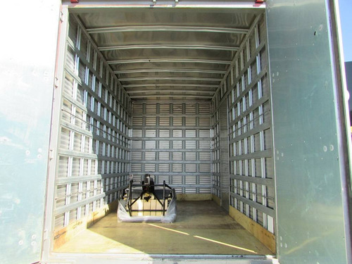 Imagem 9 de 11 de Iveco Daily 2.3 Hpi Diesel 30s13 Chassi Manual
