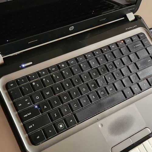 Laptop Hp Pavilion G4 1125dx ¡para Piezas Leer Descripcion! Plateado (Usado)