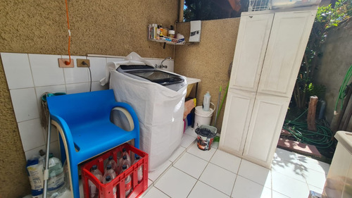 Linda Casa En Condominio
