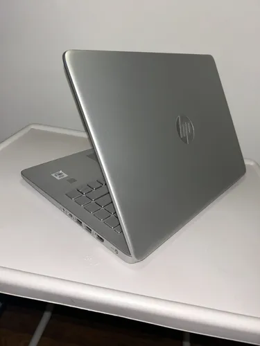 Hp Laptop 14 Intel Core I3 8gb Windows 11 (Usado)