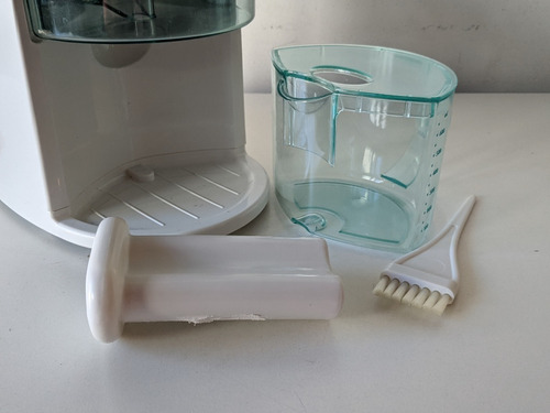Imagen 6 de 9 de Extractor De Jugos Philips Hr2823 Sin Uso - Leer