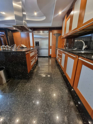 Alquiler De Apartamento En Terrazas Del Country, Residencia Amazonas Ns