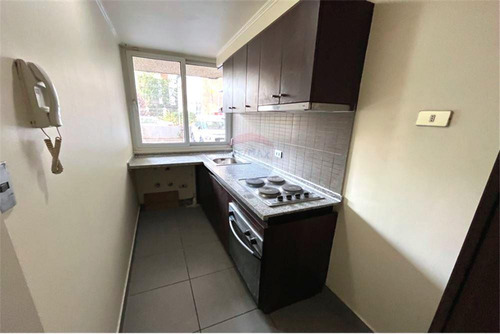 Recién Rebajado!. Depto En Primer Piso, Macul