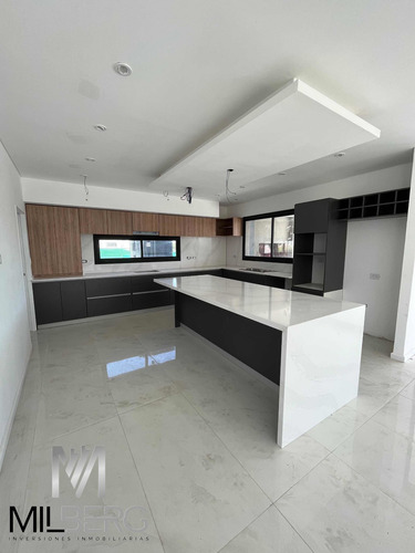 Imagen 6 de 12 de Dueño Directo Casa + Lote + Piscina A Estrenar En 8 Meses Barrio El Principado, Canning San Vicente