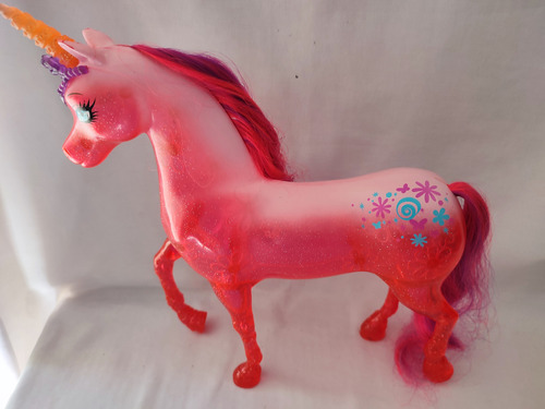 Caballo Rosa Barbie Y La Puerta Secreta Mattel (Usado)
