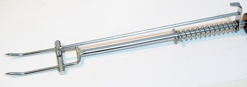 Imagen 2 de 3 de Tenedor Expulsador Automatico Acero Inox. 440 Mango Madera