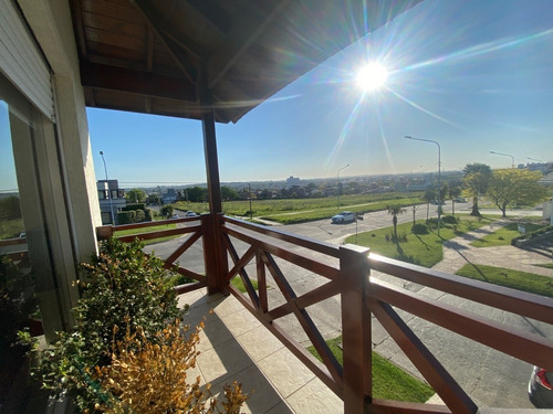 Imagen 5 de 10 de Venta Duplex 4 Ambientes, San Carlos Mar Del Plata