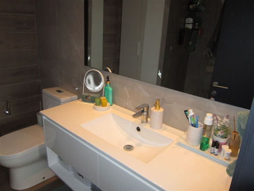 Impecable Departamento Oriente En Venta De 2 Dorm. En Ñuñoa