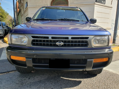 Nissan Pathfinder 3.3 Se