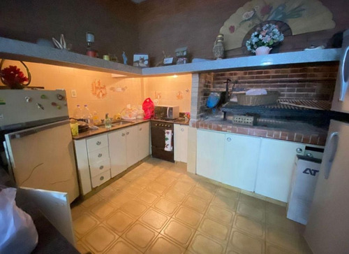 Venta De Casa 4 Ambientes En San Cristobal, Capital Federal