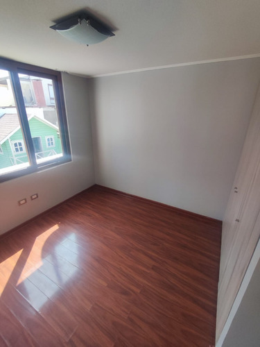 Casa Con Terraza Y Quincho Con Acceso A Laguna