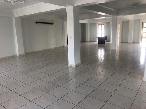 Edificio En Renta, Zumpango, Sobre Avenida, Uso De Suelo Comercial