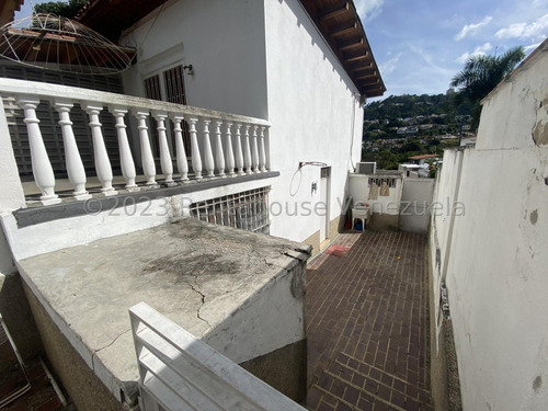 Casa En Venta En Prados Del Este Caracas Jardin Terraza Parrillera Pisos De Marmol 3 Niveles