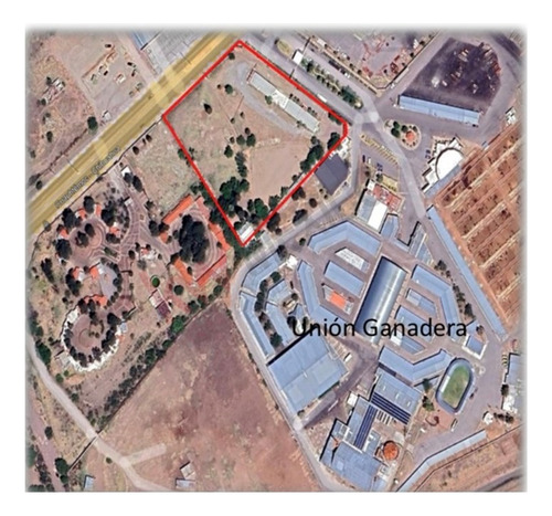 Local En Renta De 89.38 M2 En $34,411 En Plaza Pastizal En La Unión Ganadera De Chihuahua Km 8.5...