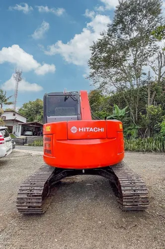 Excavadora Hitachi 75 Modelo 2005