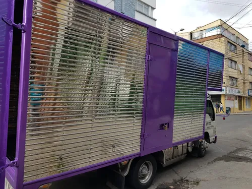 Camion Nkr 2 En Perfectas Condiciones Con 390000 Kilómetros