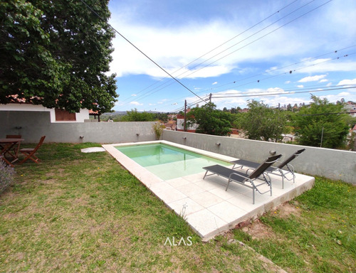 Casa En Venta - Barrio Villa Caprichosa - La Falda - A297