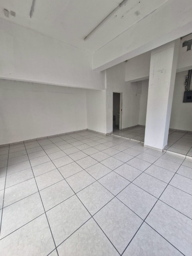 Local En Renta | 12 M2 | San Miguel Teotongo