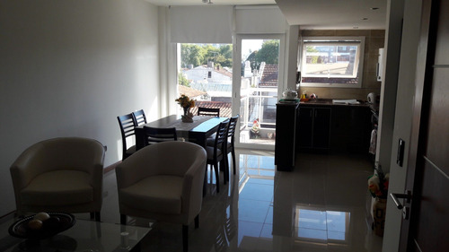 Imagen 3 de 30 de 3 Ambientes A Castelli 2600