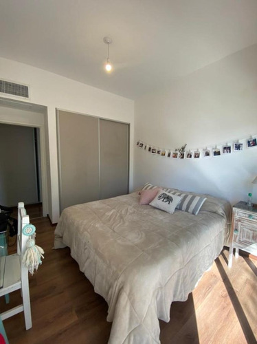 Imagen 8 de 26 de Venta - Departamento Edificio Palmetto
