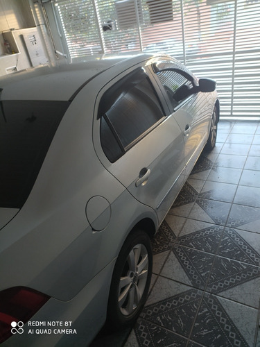 Volkswagen Voyage 2014 1.6 Vht Highline Total Flex 4p