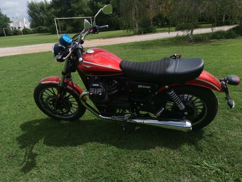 Moto Guzzi V9 Roamer