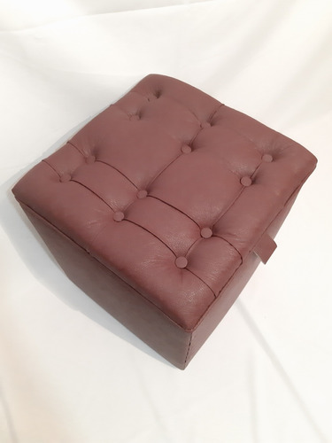 Pouf Tipo Baúl. Color Marron 45x45x50