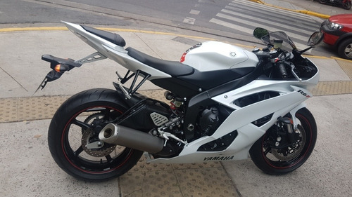 Imagen 3 de 21 de Yamaha Yzf R6 Permuto Qr Motors