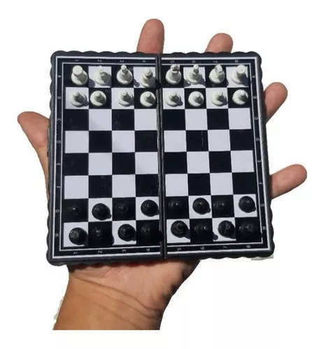 Tabuleiro de xadrez c/ estojo para peças 43x43