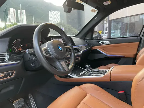 BMW X7 4.4 V8 M50i At