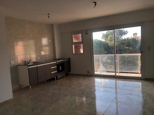 Imagen 3 de 8 de San Bernardo Dos Ambientes A Estrenar