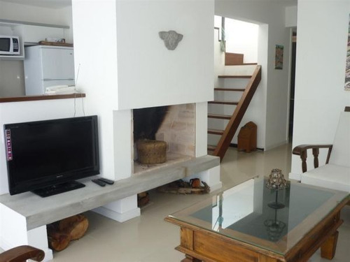 Venta De Apartamento 2 Dormitorios En La Barra