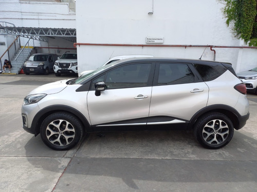 Imagen 8 de 15 de Renault Captur Intens 1.6 Cvt