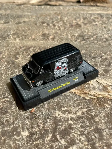 1971 Chevy Van G10 Lowriders Mjs74 M2 Machines 1/64 | MercadoLivre