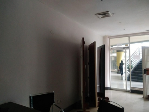 Imagen 9 de 19 de Leida Falcon Rentahouse Vende Local En El Parral Valencia 22-9585 Lf