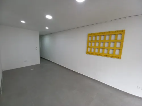Local En Arriendo En Versalles (279059897).