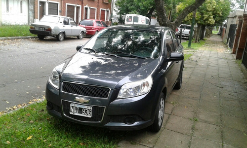 Chevrolet Aveo G3 2014 Gnc Permutaria No Logan Gol Sandero