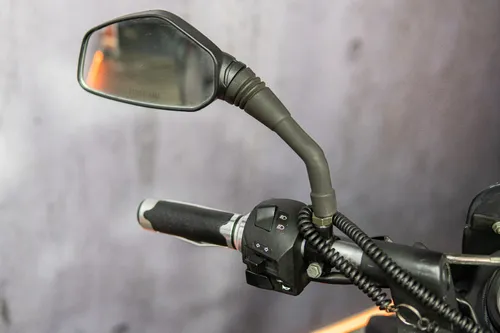 Bajaj Pulsar 180 Fi 2022