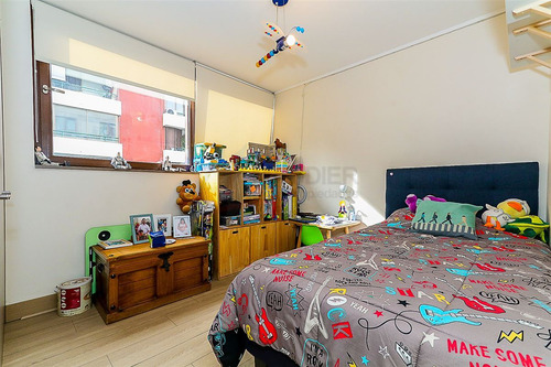 Departamento En Venta De 3 Dorm. En Providencia