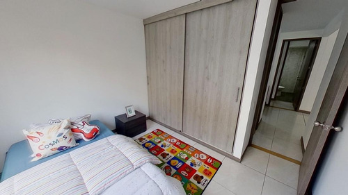 Imagen 7 de 19 de Apartamento En Venta, Barrio Bochalema, 1er Piso, Cali (v)