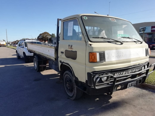 Imagen 3 de 5 de Camion Mitsubishi Canter