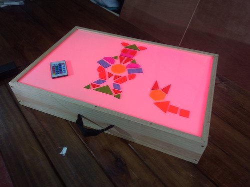 Caja De Luz Sensorial Ingeniacrea Regio Emilia 40x60+figuras