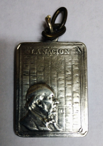 Antigua Medalla Premio Del Diario La Nacion En Plata 900 (Usado)