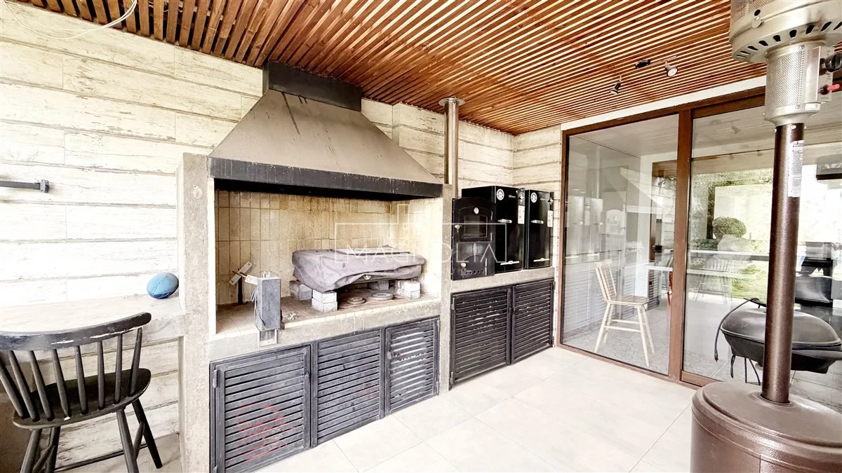 Imagen 5 de 30 de Casa En Arriendo De 4 Dorm + Servicio. En Lo Barnechea